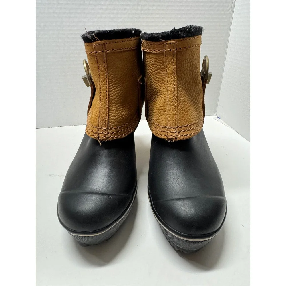 Sorel Medina III Rain Boots Black Tan Gold Heel Ankle Booties‎ Womens 6.5